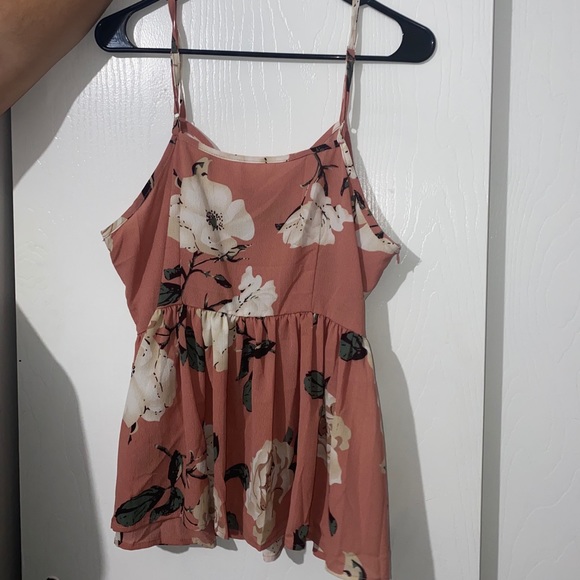 Beautiful summer shirt - Picture 2 of 2